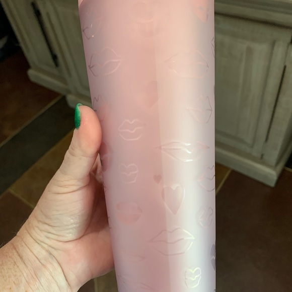 NWT Starbucks Valentine 2021 Red and Pink Lips Soft Touch Tumbler - Picture 2 of 6